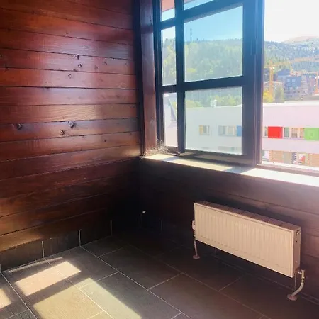 Mountain View Apartmán *